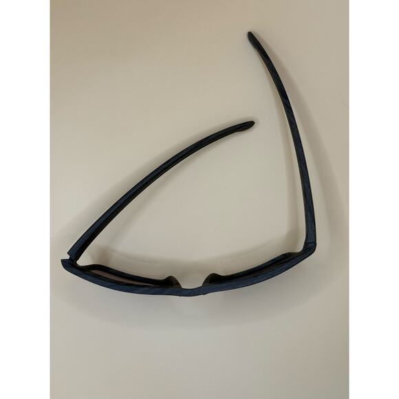 Oakley Holbrook XL Sunglasses, woodgrain frame, Prizm Daily Polarized lenses. - Picture 3 of 6